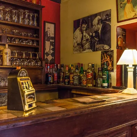Le Relais Cicero Couette-café 3*