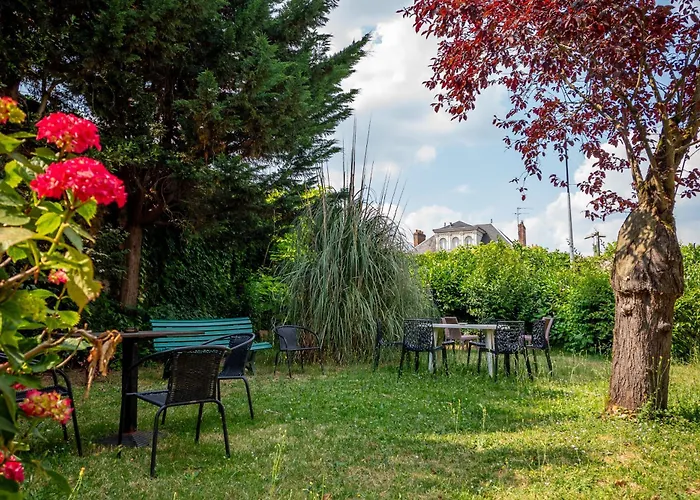 Couette-café Le Relais Cicero 3*